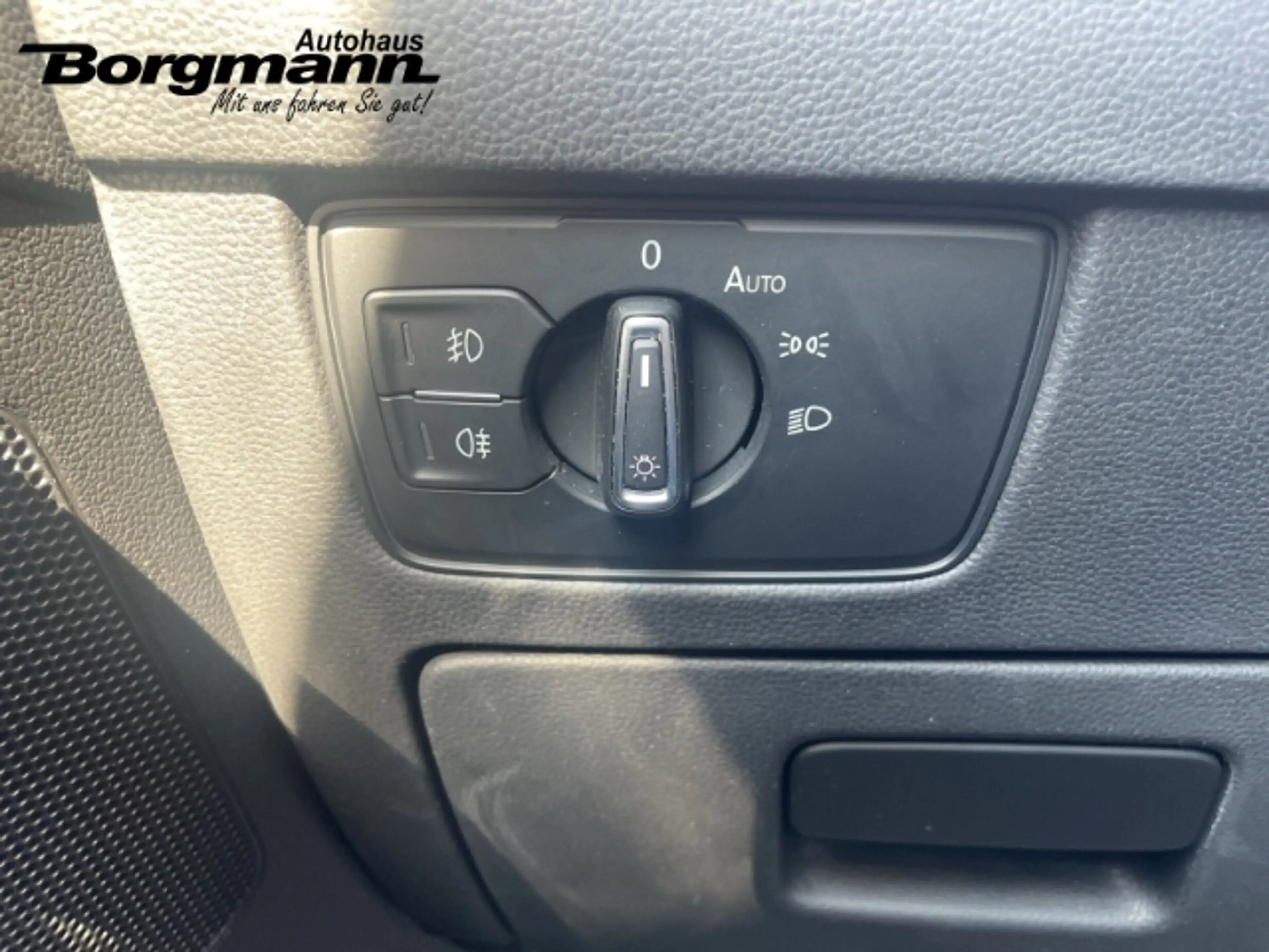 Volkswagen Passat Variant Business 1.5 LED - Navi - Park Distance Control - — photo 15