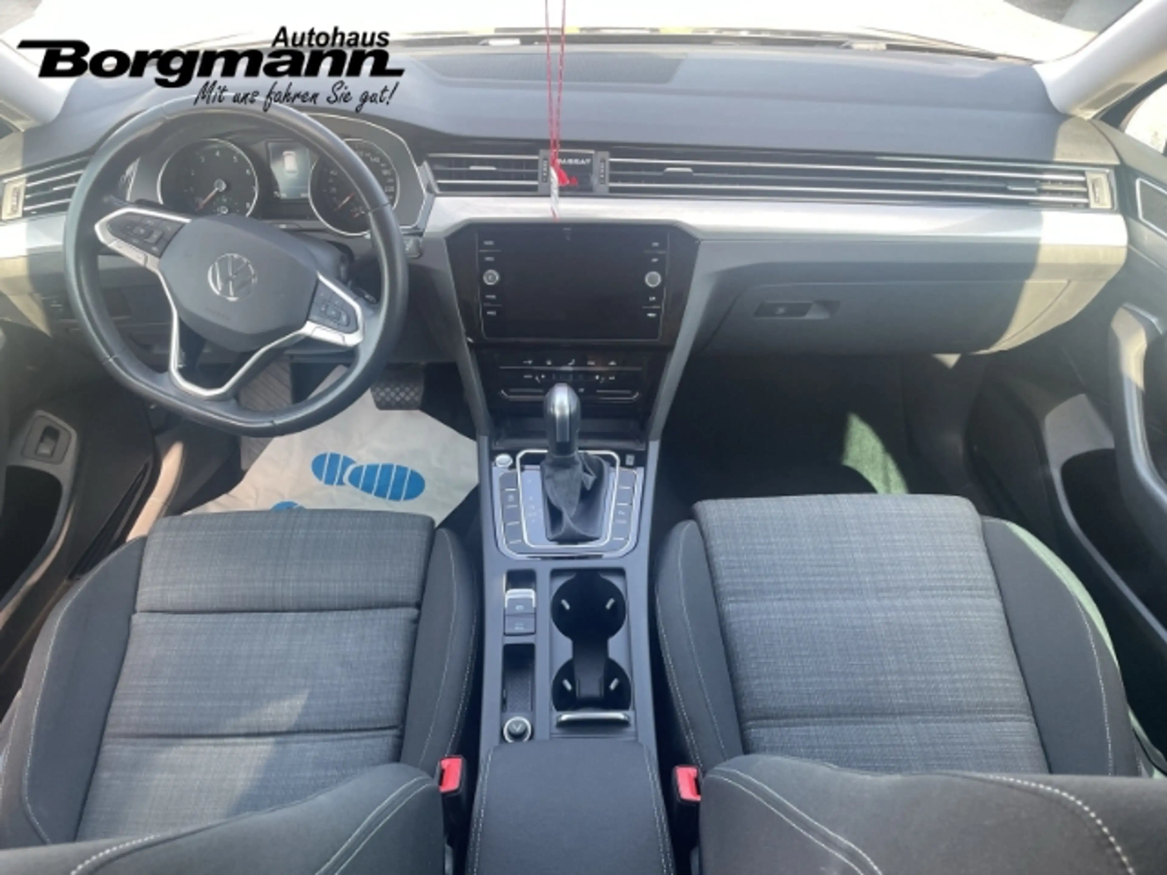 Volkswagen Passat Variant Business 1.5 LED - Navi - Park Distance Control - — photo 10