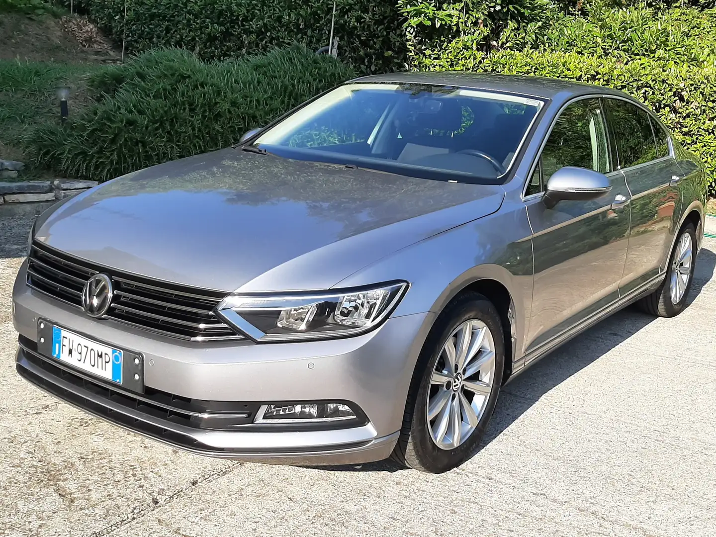 Volkswagen Passat Passat VIII Berlina 2.0 tdi Business 150cv Серебристый - 1