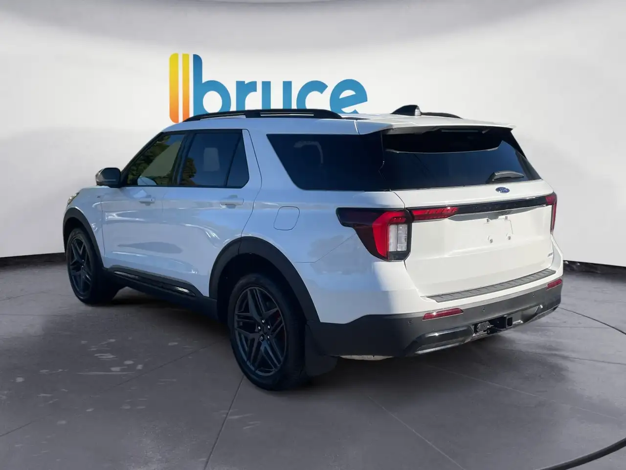 Ford Explorer снимка Ford Explorer