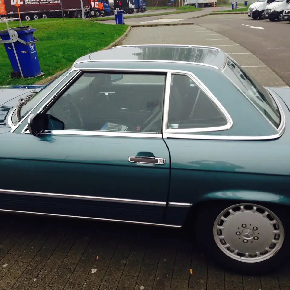 Mercedes-Benz SL 300 W107, foto 10