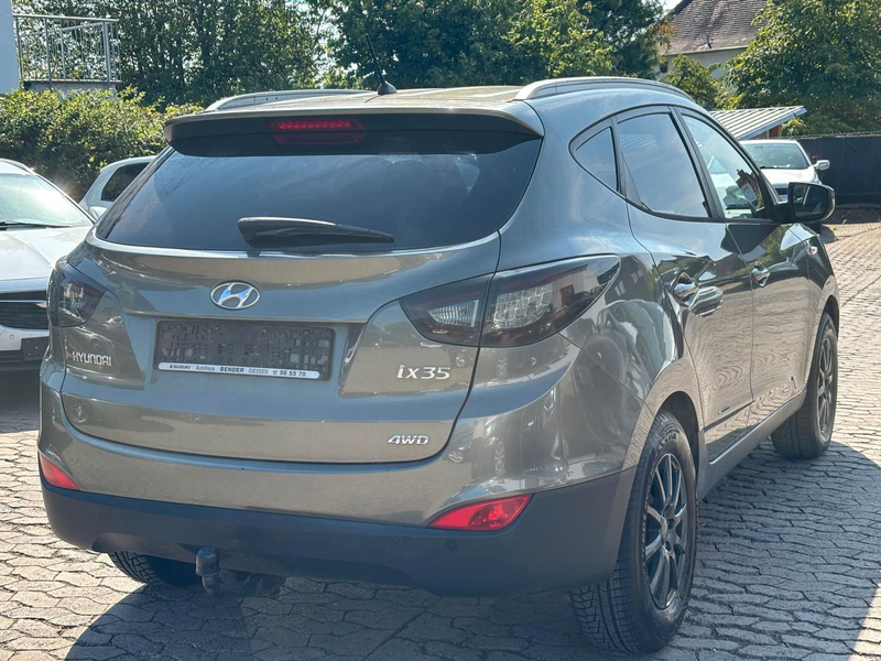 Hyundai iX35 2.0 Comfort AWD | Allrad | Klima | AHK — photo 7