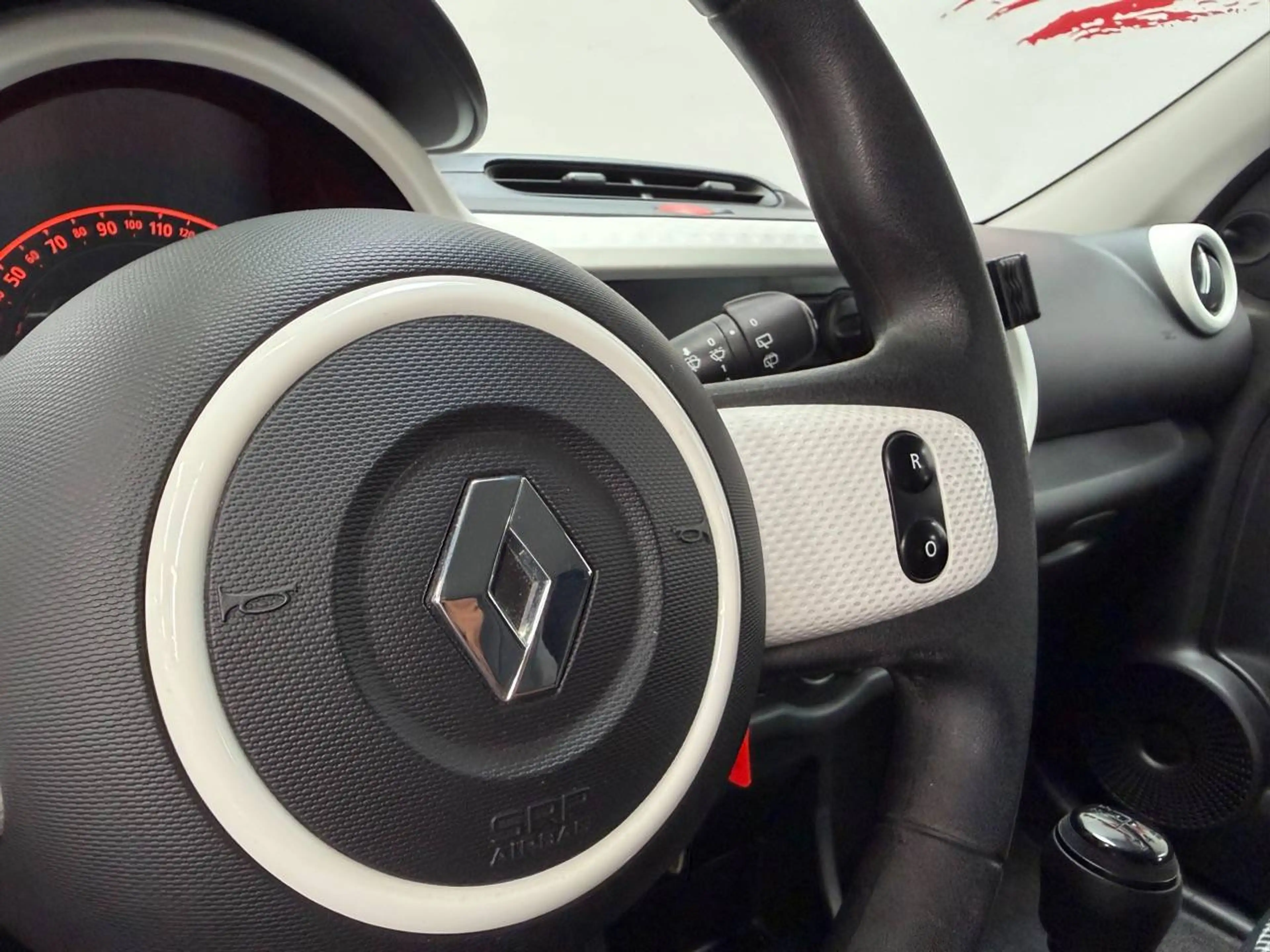 Renault Twingo Twingo 1.0i SCe — photo 14