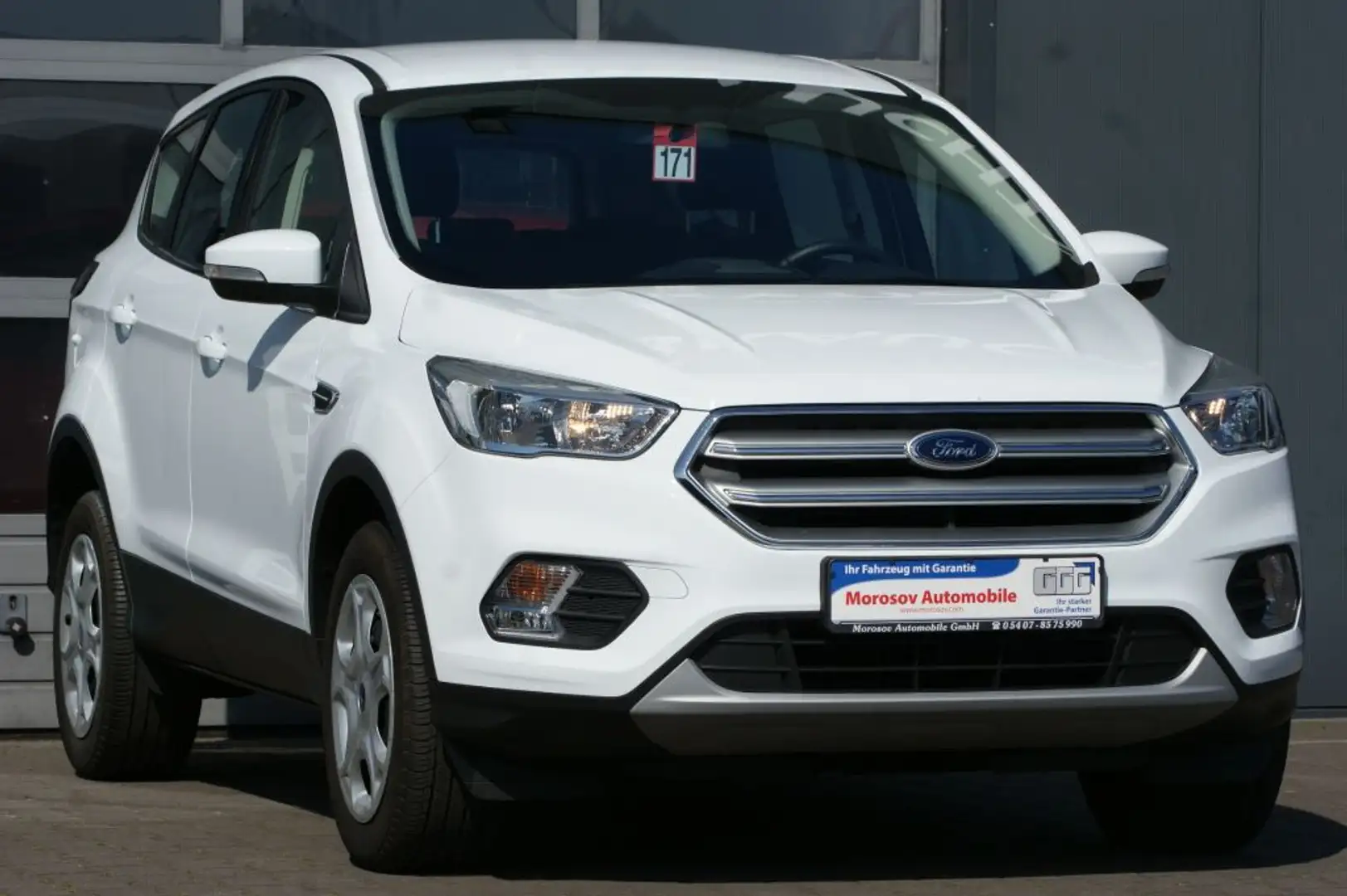 Ford Kuga 1.5 EcoBoost 2x4 Trend Wit - 2