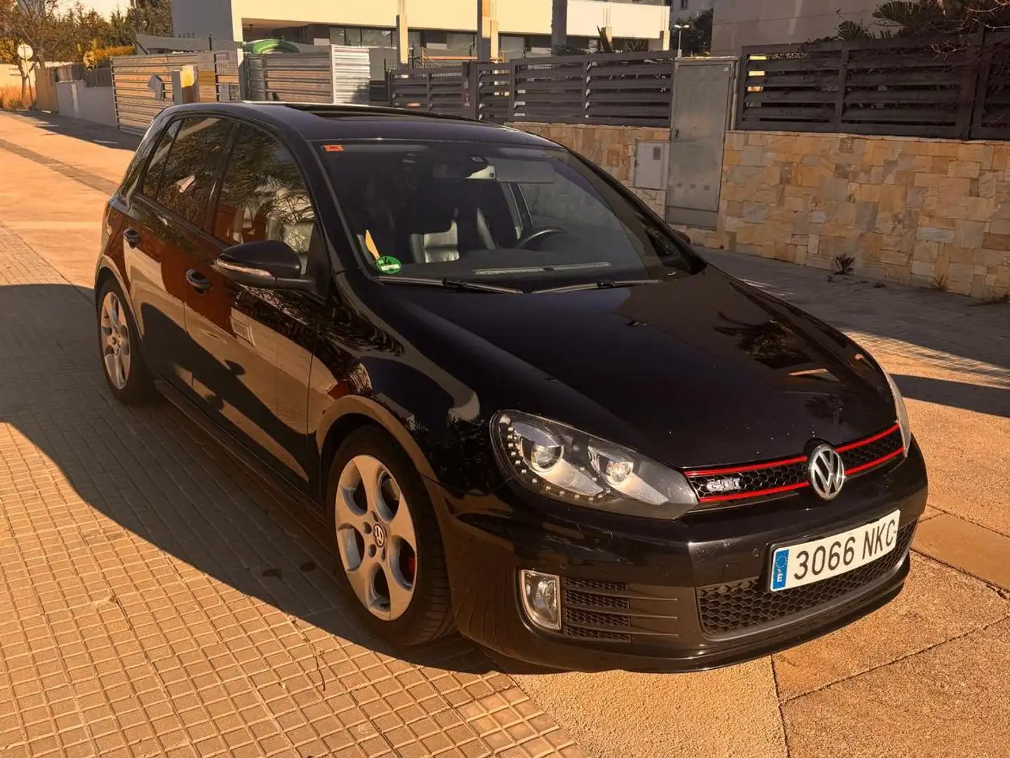 Volkswagen Golf GTI Golf 2.0 TSI GTI GTI Negro - 1
