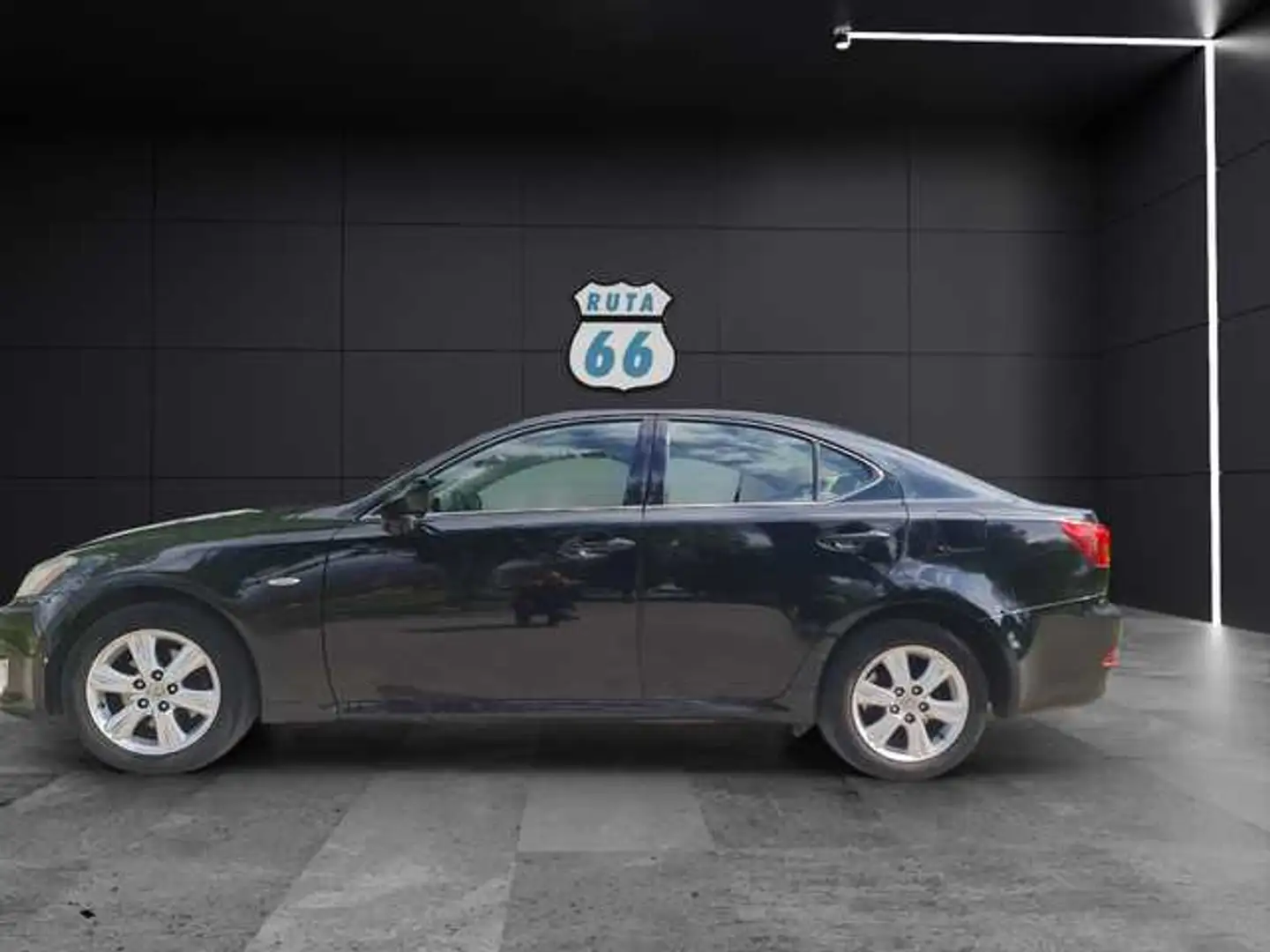 Lexus IS 220d Luxury Cambio 2.4 Zwart - 2