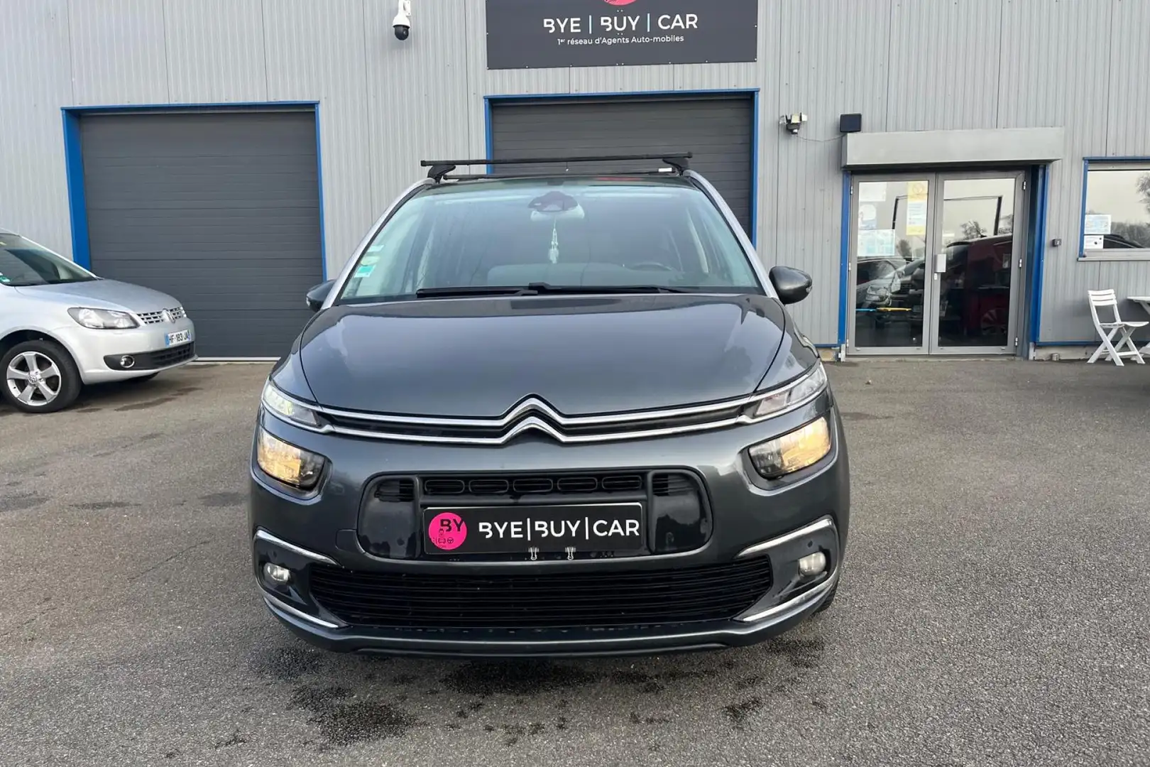 Citroen C4 Picasso Grand C4 Picasso 2.0 BlueHDi 150 CH 7 PLACES BVA EAT6 Shine TOIT PANO ATTELAGE GTIE 12 MOIS Gris - 2