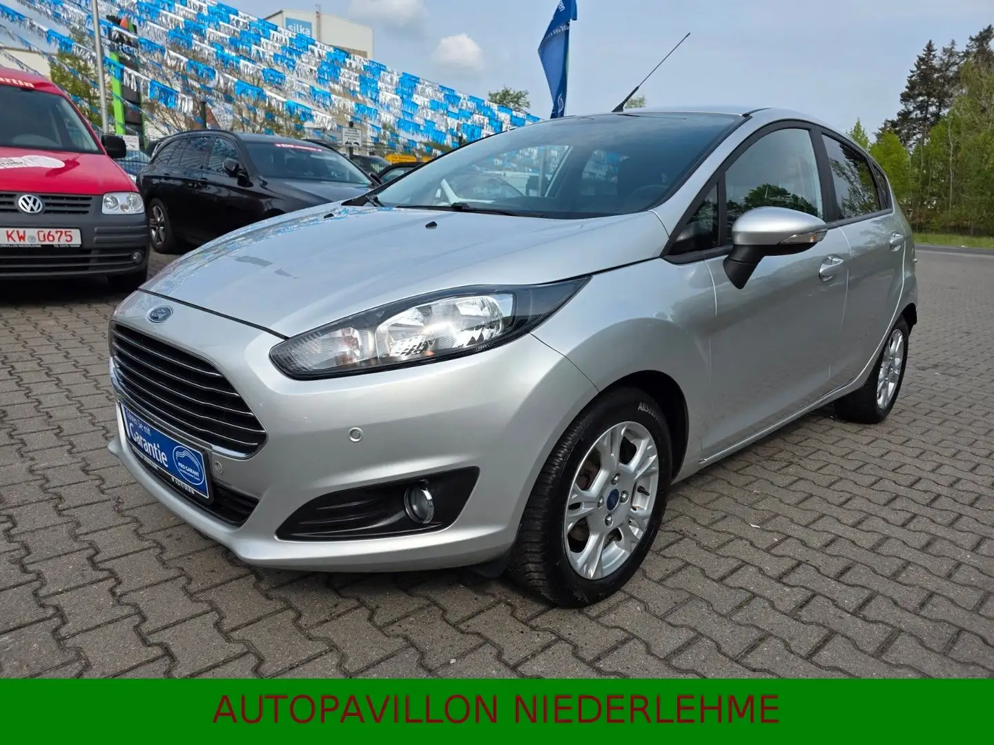 Ford Fiesta SYNC*Klima*Navi*Zahnr.Neu*Alu*Sitzheizung Silber - 2