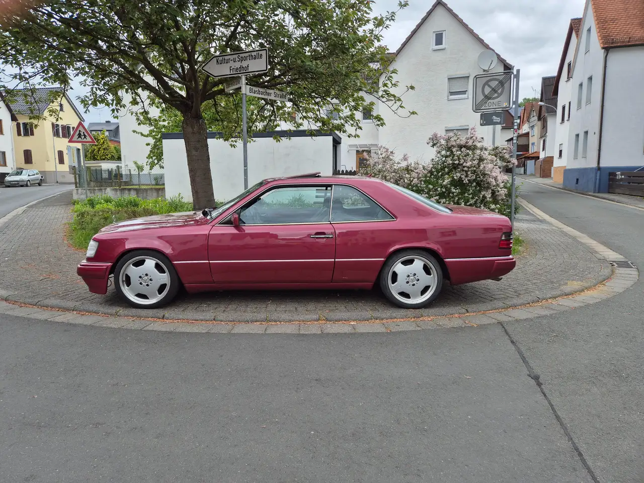 Mercedes-Benz CE 300