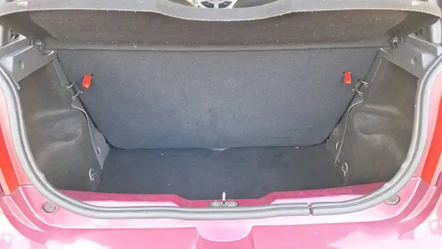 Renault Twingo view 14