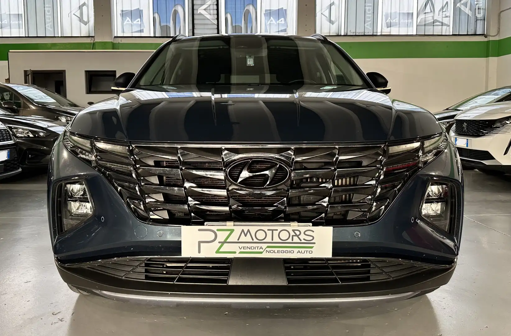 Hyundai TUCSON 1.6hev Exellence Sport 2wd aut PROMO FINANZIAMENTO Grigio - 2