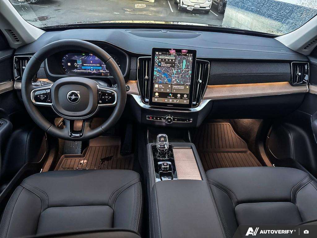 2026 Volvo XC90 T8 AWD Plus Dark Theme 7-Seater thumb 23