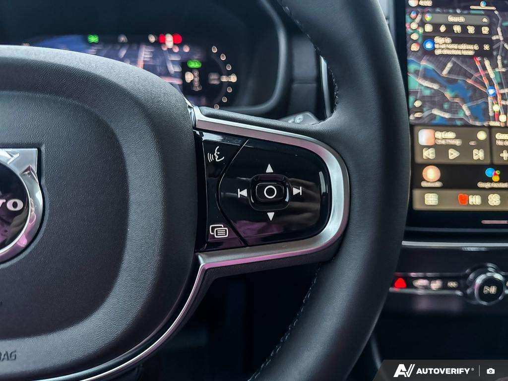 2026 Volvo XC90 T8 AWD Plus Dark Theme 7-Seater thumb 15