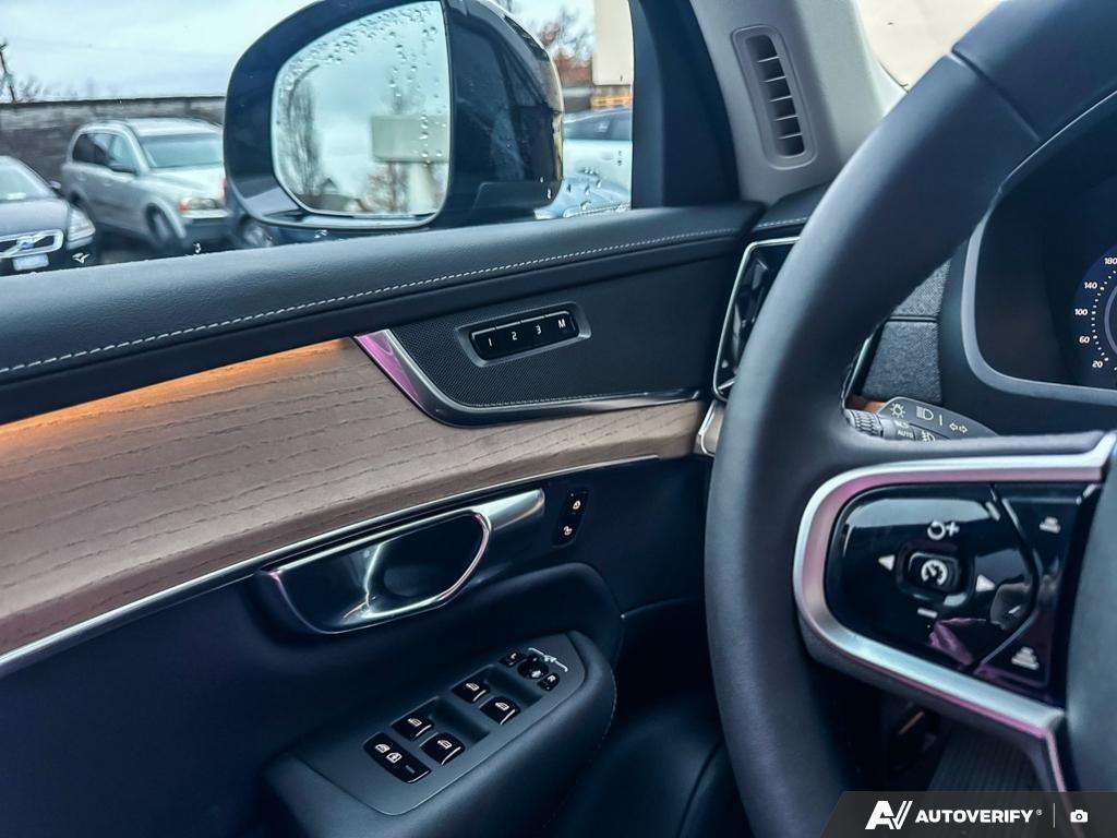 2026 Volvo XC90 T8 AWD Plus Dark Theme 7-Seater thumb 16