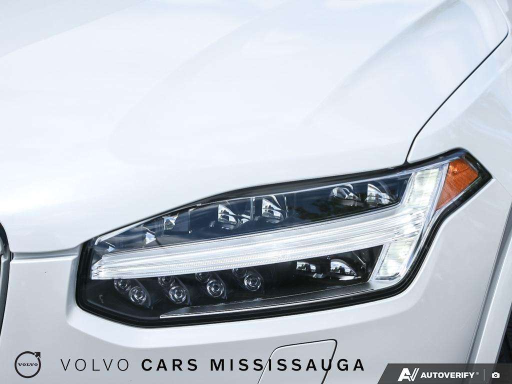 2024 Volvo XC90 Plus Bright Theme thumb 10