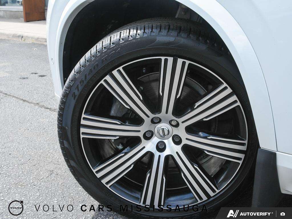 2024 Volvo XC90 Plus Bright Theme thumb 6