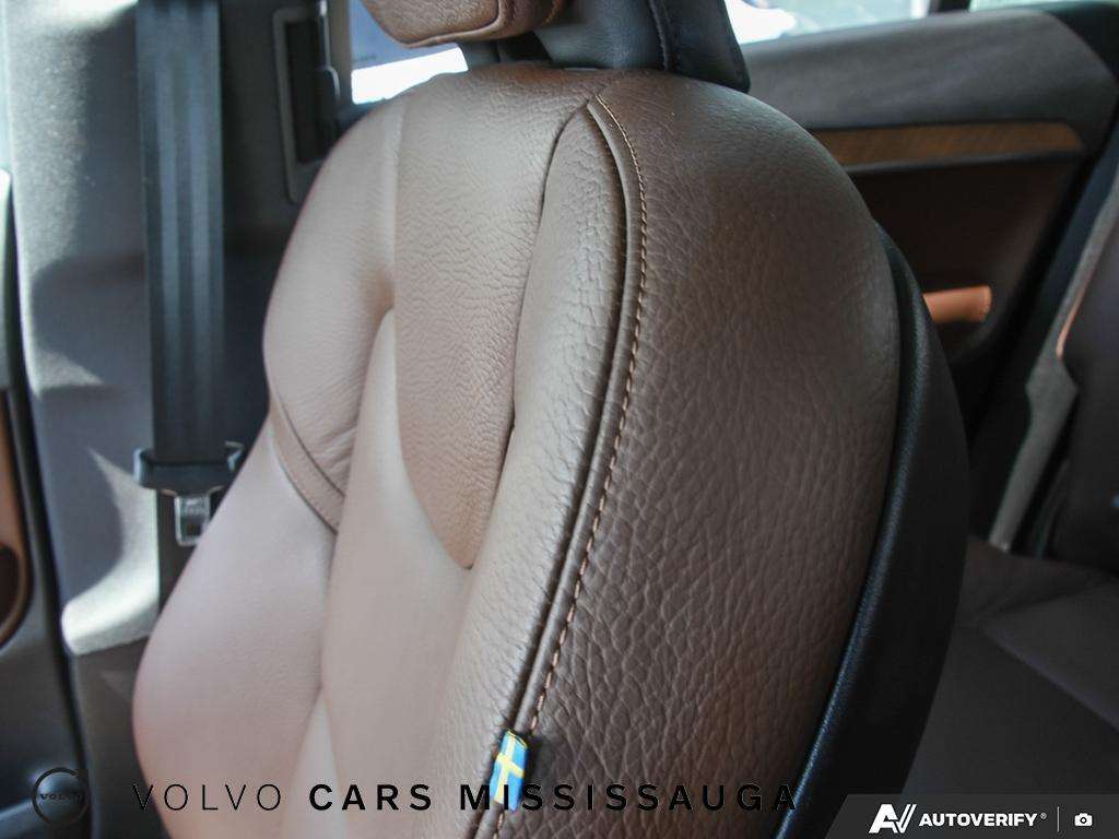 2024 Volvo XC90 Plus Bright Theme thumb 23