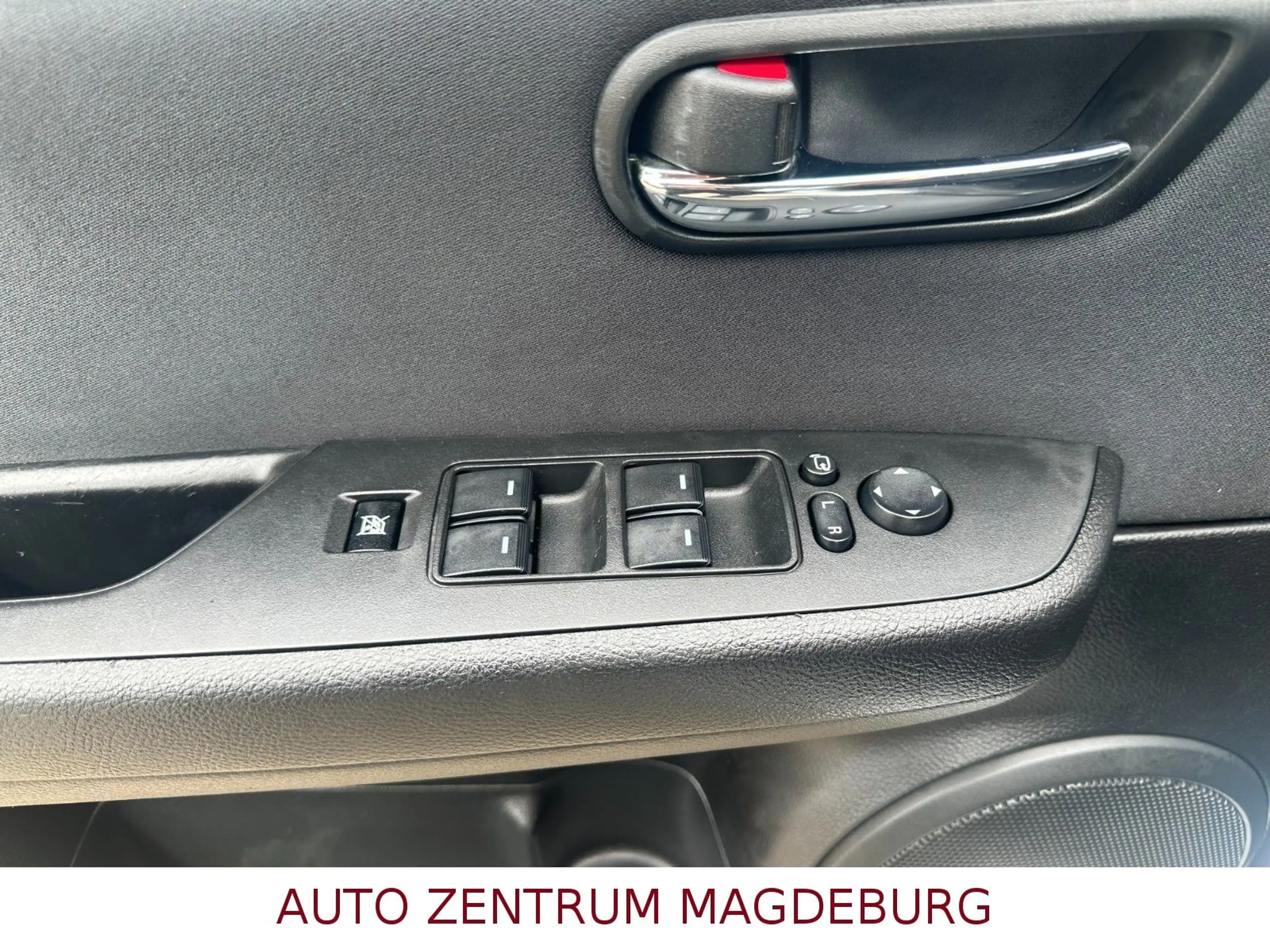 Mazda 6 Kombi 2.0 KLIMAAUT*TEMPO*ALU — photo 15