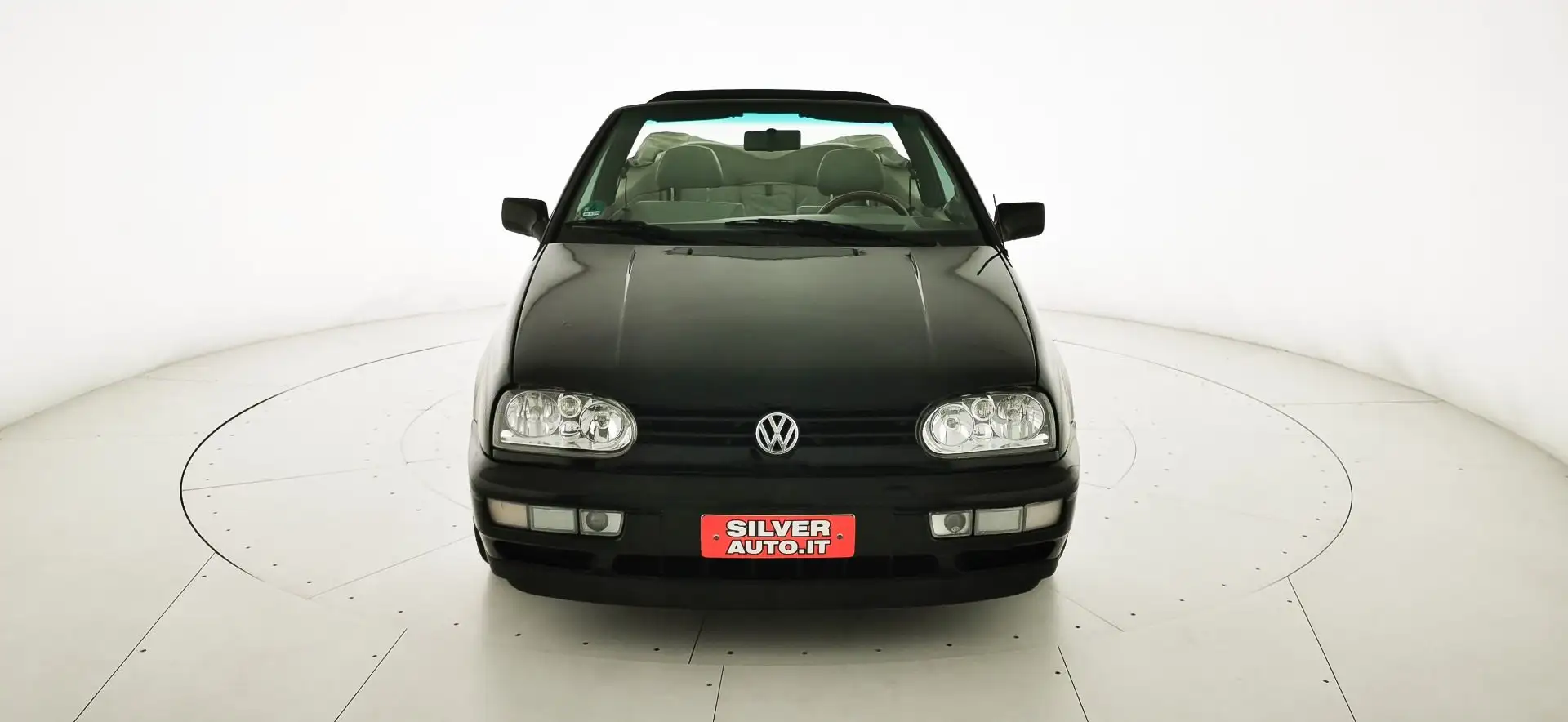 Volkswagen Golf Cabriolet 1.9 TDI Nero - 2