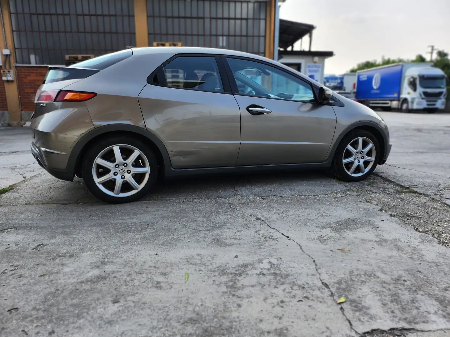 Honda Civic 5p 1.8 i-vtec Exclusive Leather LE (executive) i-p - 2