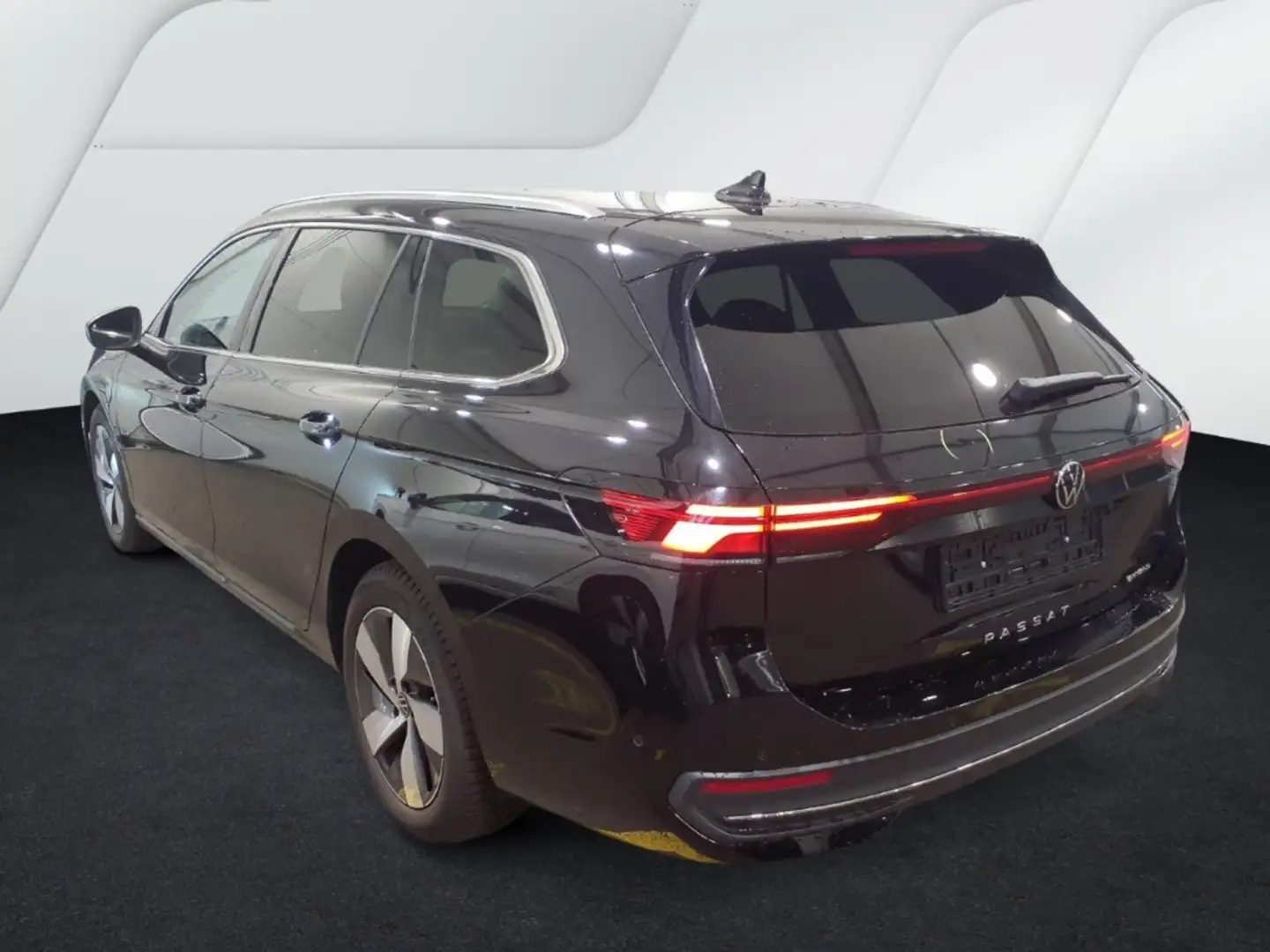 Volkswagen Passat Variant 1.5 TSI eHybrid DSG BUSINESS AHK NAVI KAMERA SITZH Schwarz - 2