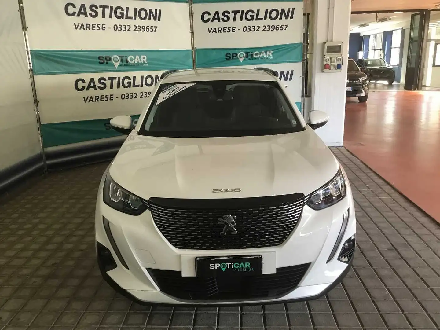 Peugeot 2008 Allure Pack 1.2 130 cv - Usata Wit - 2