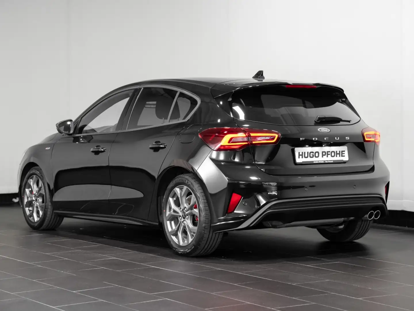 Ford Focus ST-Line 1.0 EcoBoost Hybrid 92kW(125PS) 5-türig *A Schwarz - 2