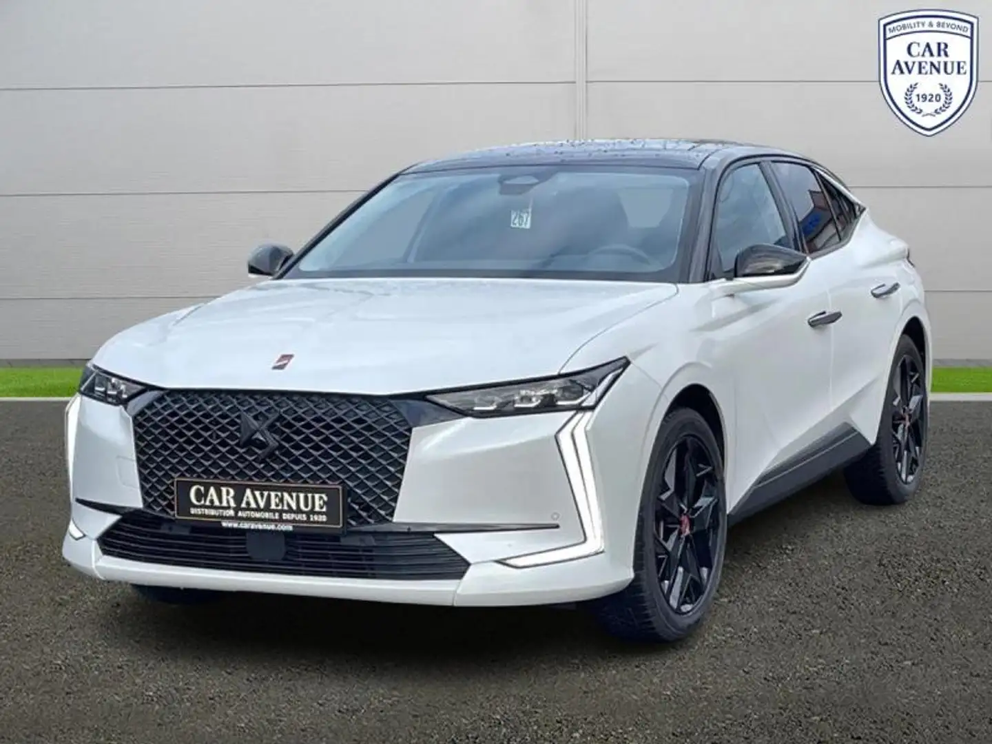 DS Automobiles DS 4 E-TENSE 225ch Performance Line + - 1