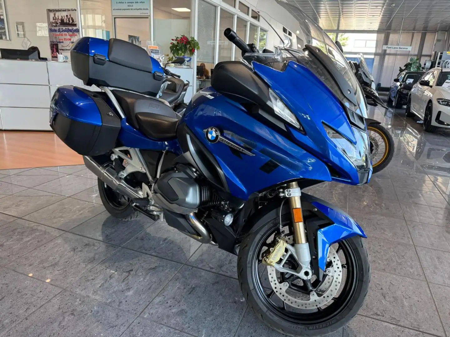 BMW R 1250 RT Blue Metallic Bleu - 2