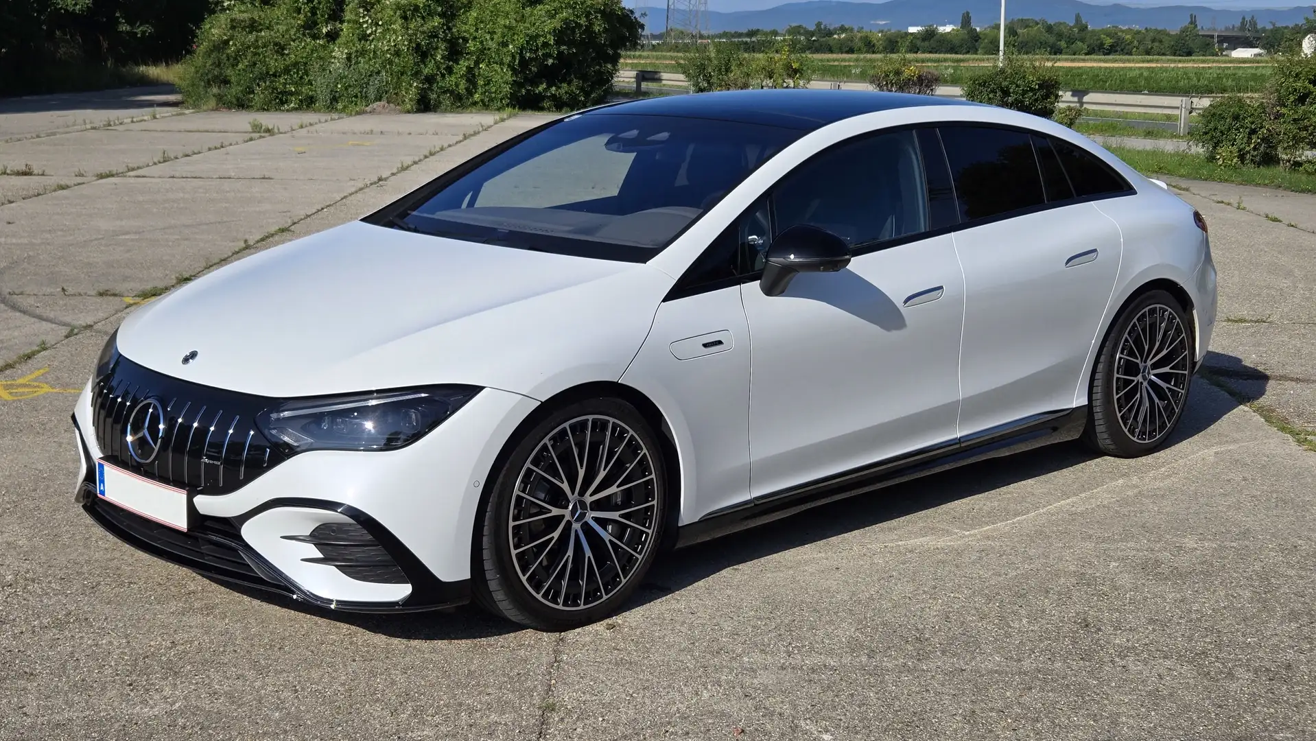 Mercedes-Benz EQE 43 EQE 43 AMG - Garantie 2029 / Hyperscreen / SR+WR Weiß - 2