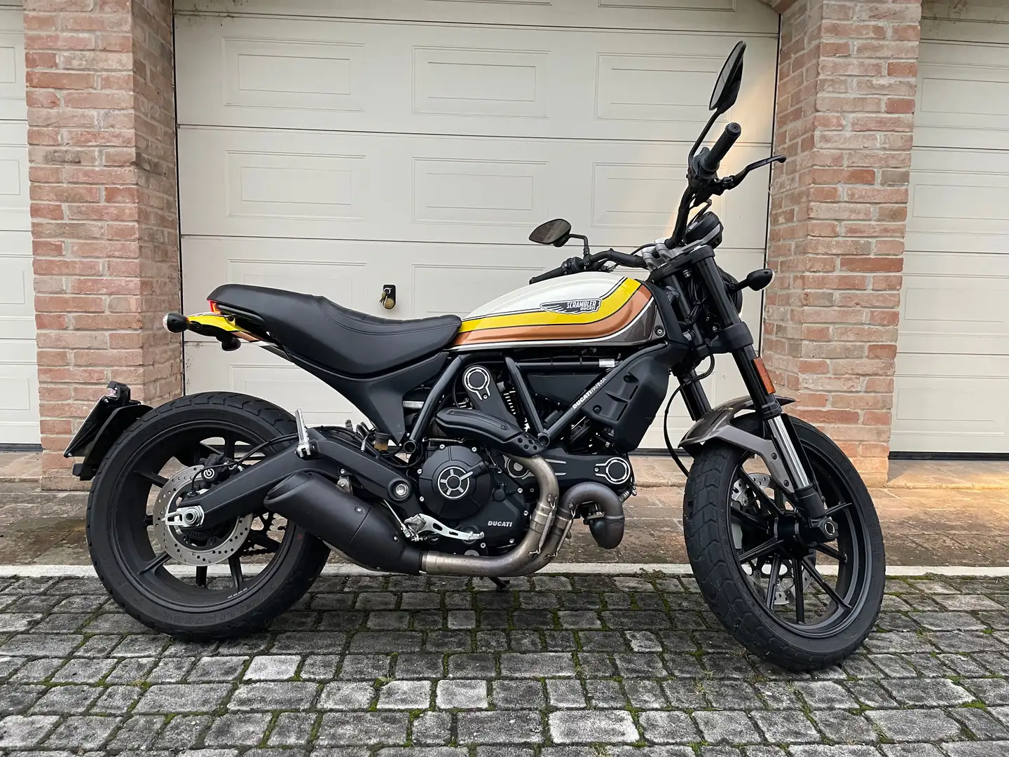 Ducati Scrambler Modello full throttle 800 Alb - 2