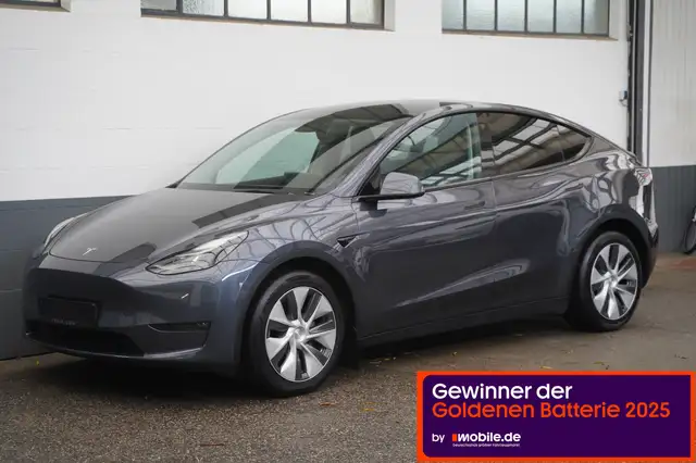 Tesla Model Y Long Range AWD *AHK*