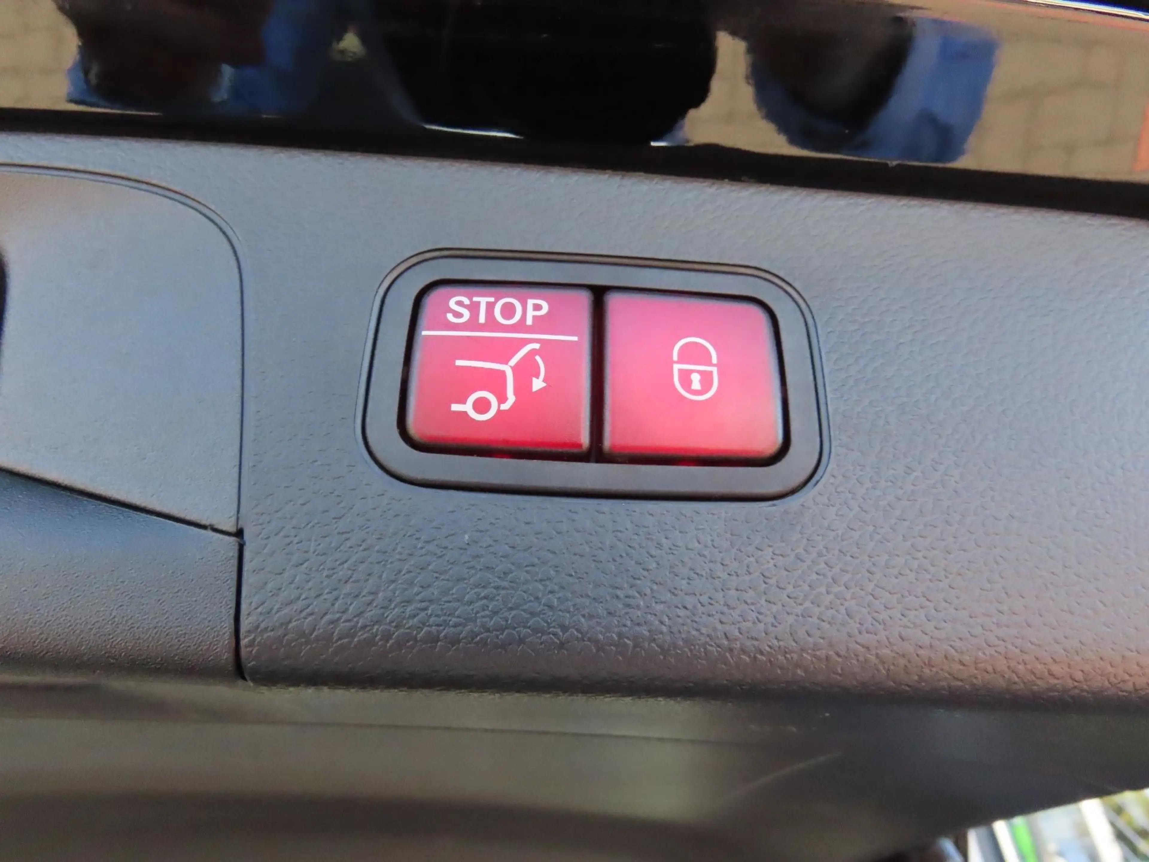 Mercedes-Benz GLC 220 d 4MATIC Autom. Sitzheizung Klima Keyless — photo 10