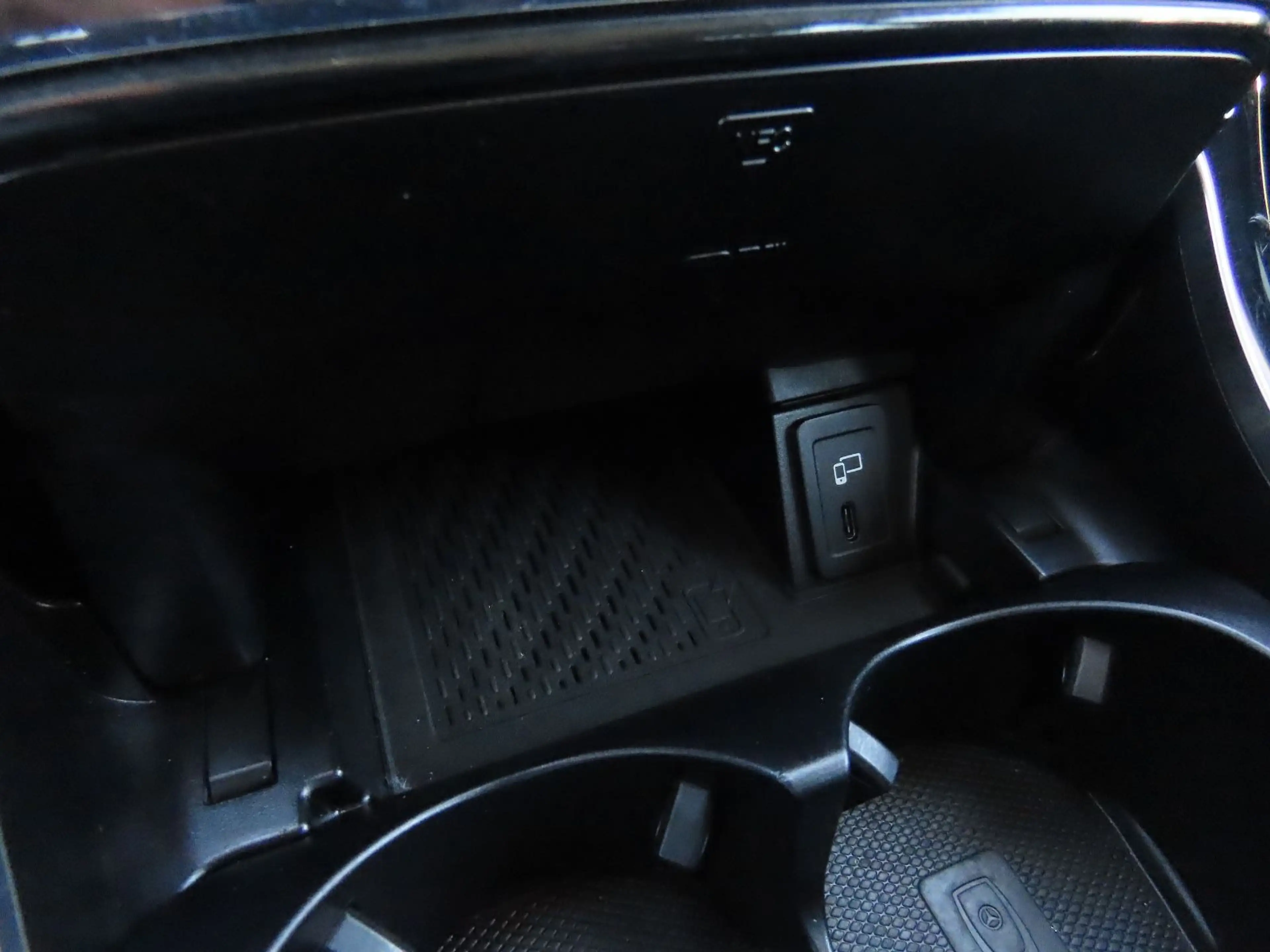Mercedes-Benz GLC 220 d 4MATIC Autom. Sitzheizung Klima Keyless — photo 21