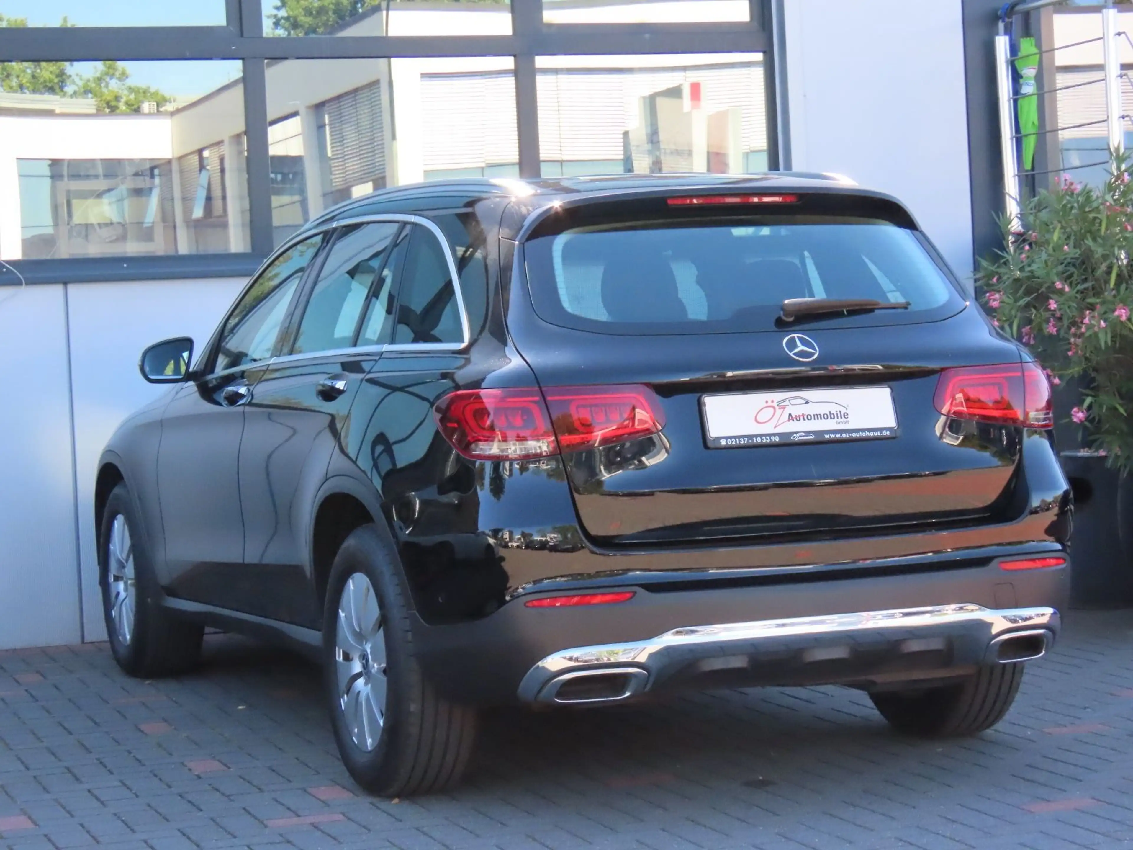 Mercedes-Benz GLC 220 d 4MATIC Autom. Sitzheizung Klima Keyless — photo 11