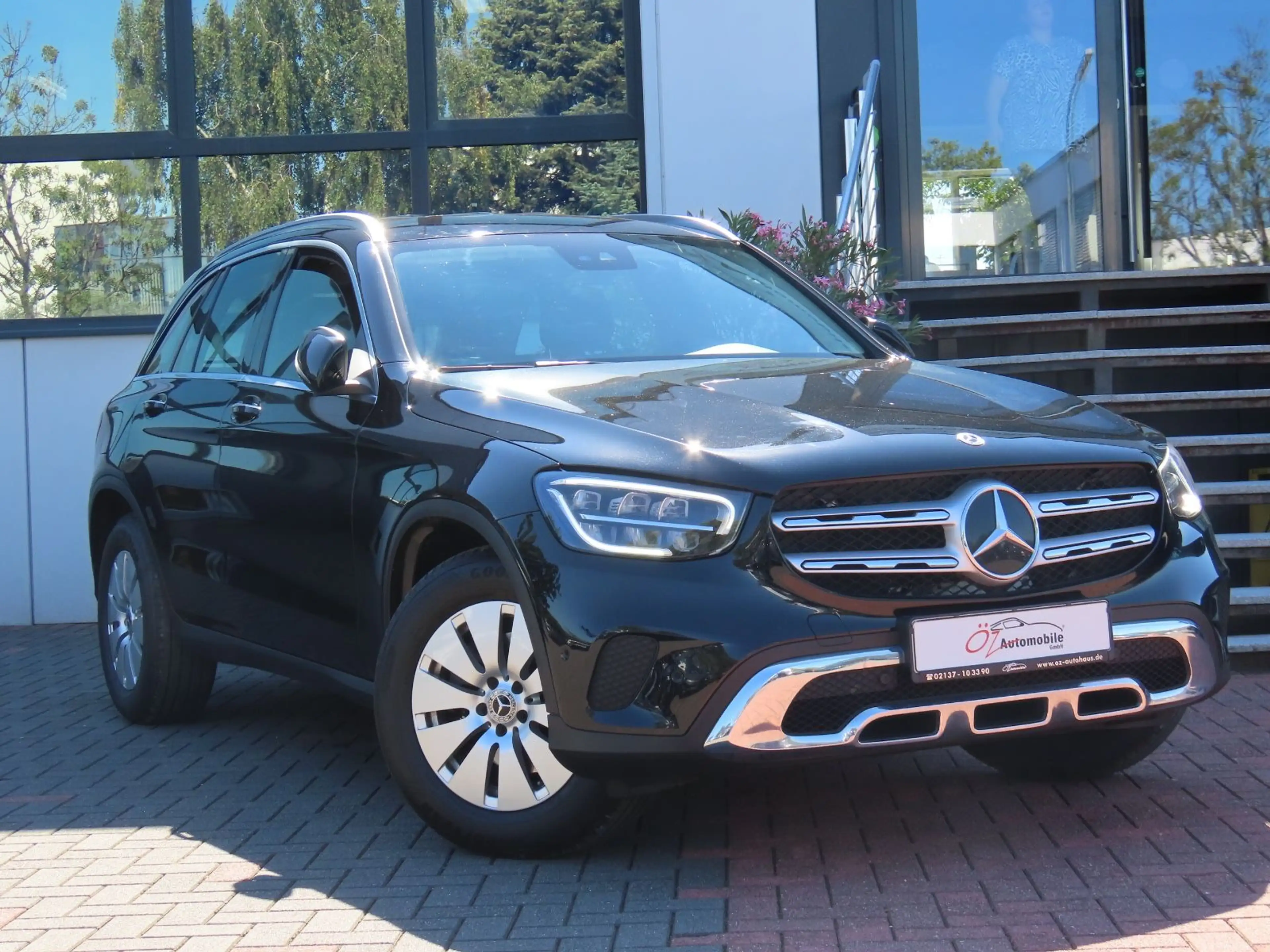Mercedes-Benz GLC 220 d 4MATIC Autom. Sitzheizung Klima Keyless