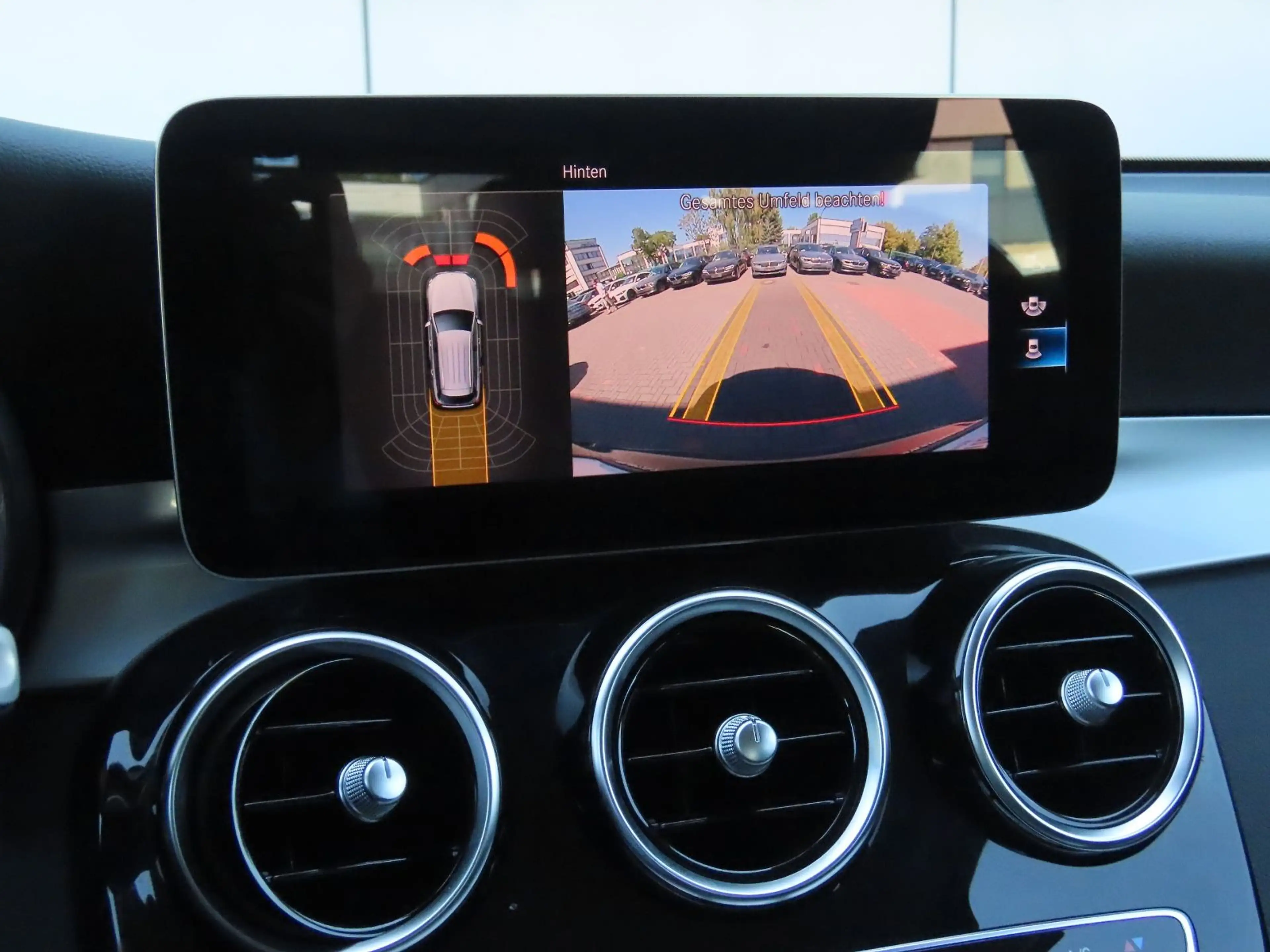 Mercedes-Benz GLC 220 d 4MATIC Autom. Sitzheizung Klima Keyless — photo 28