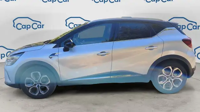 Renault Captur view 2