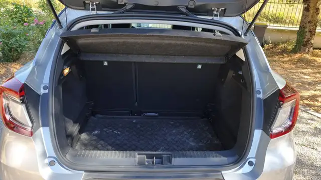Renault Captur view 14