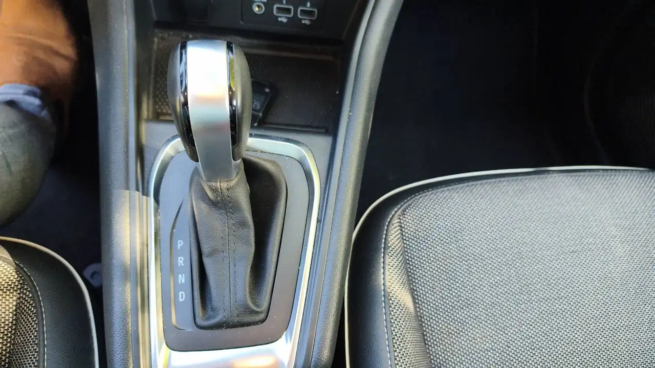 Renault Captur — photo 27
