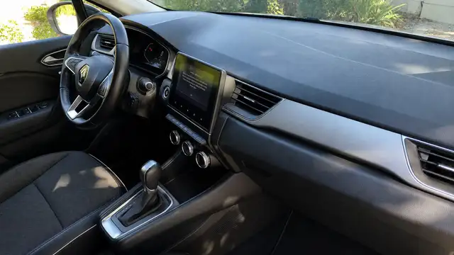 Renault Captur view 10