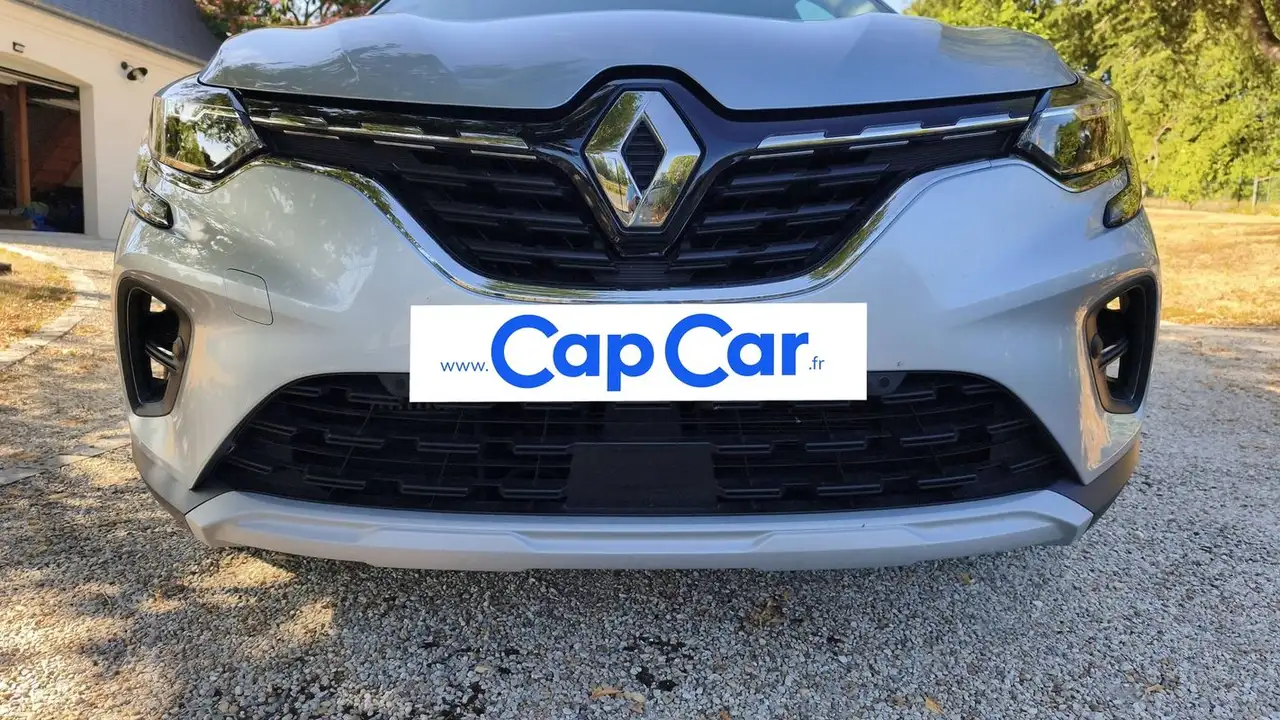 Renault Captur — photo 20