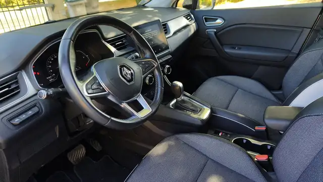 Renault Captur view 8