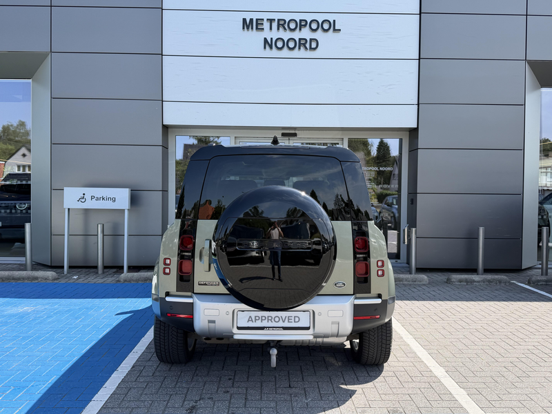 Land Rover Defender 110 D250 First Edition // 7zit — photo 4