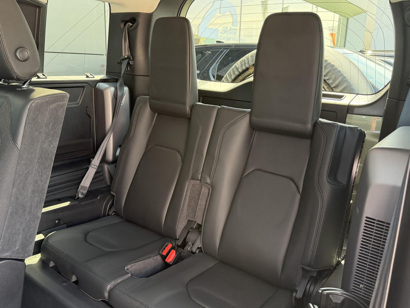 Land Rover Defender 110 D250 First Edition // 7zit — photo 10