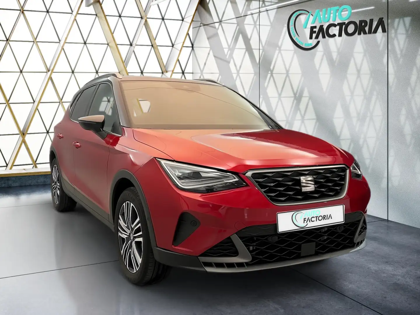 SEAT Arona -34% 1.0 TSI 110cv FR +GPS+CAM+PARK ASSIST+Opts Rouge - 2