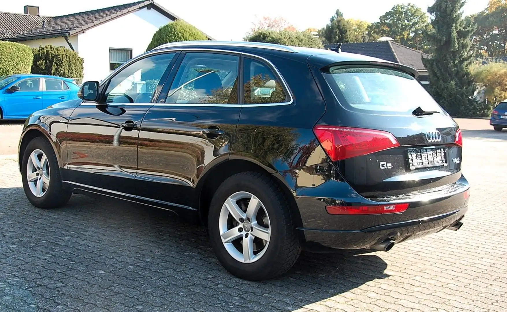 Audi Q5 2.0 TFSI hybrid tiptronic quattro Schwarz - 2