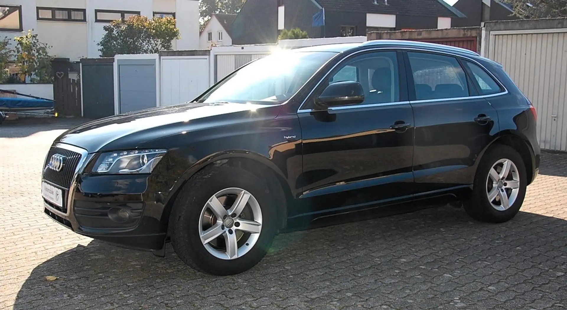 Audi Q5 2.0 TFSI hybrid tiptronic quattro Schwarz - 1