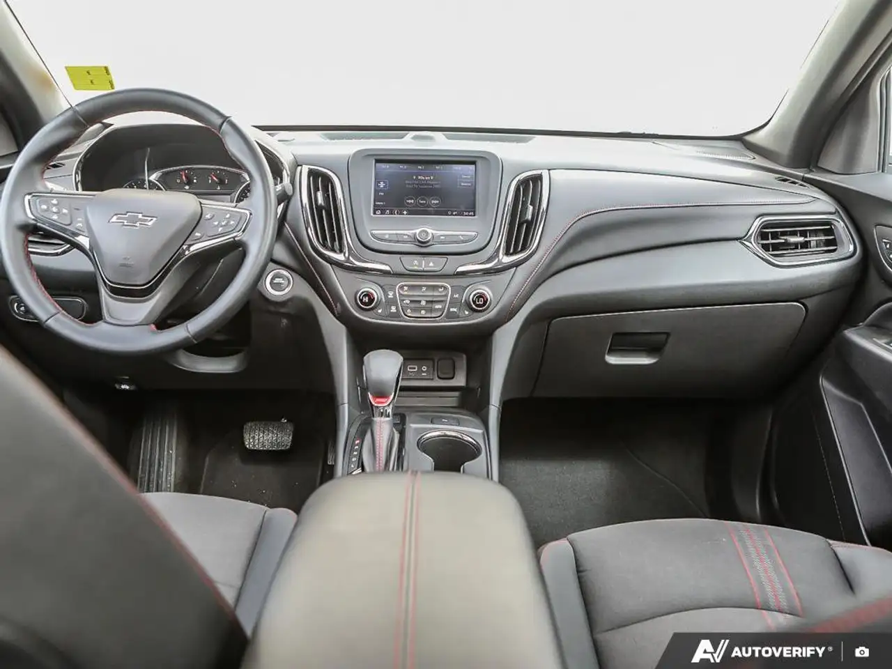 Chevrolet Equinox снимка Chevrolet Equinox