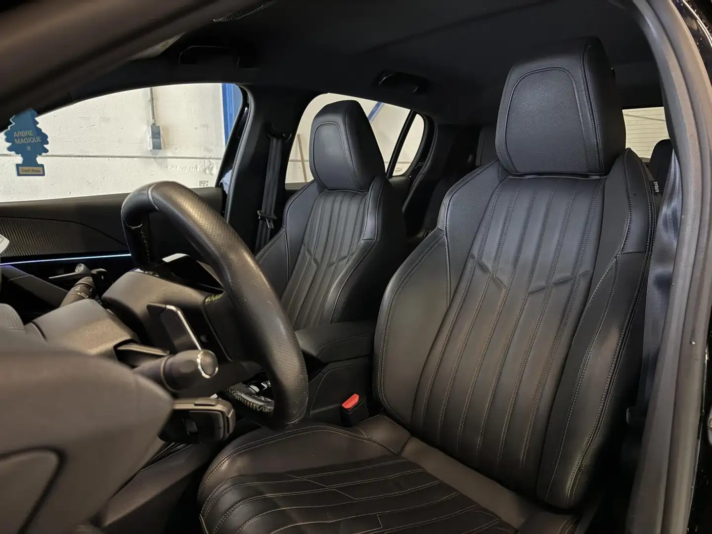 Peugeot 208 1.2 GT | leer | virtual | massage | cam | full o Noir - 2